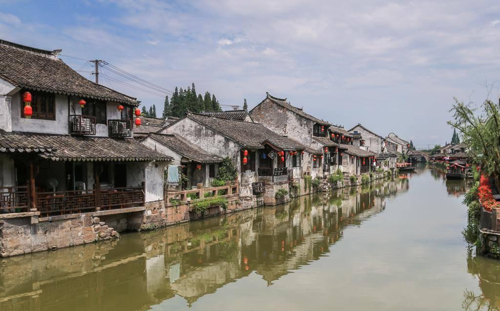 浓香腊八粥情系环卫工